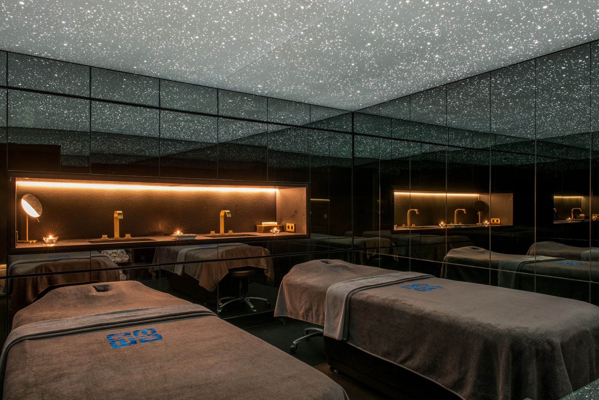 Consulting - Evok Collection